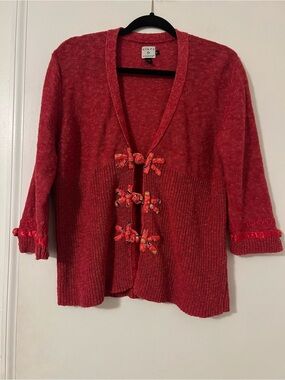 Clare by Icelandic Designs Open Knit Cardigan Decorative Ties size M (L106)